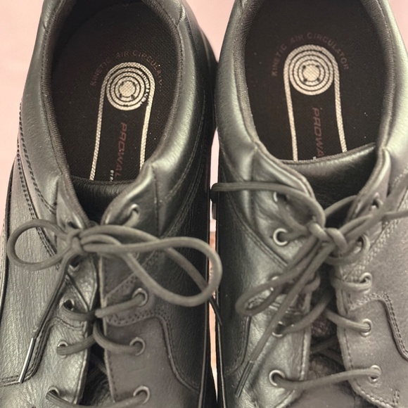 π Step into Style & Comfort with Rockport! - Picture 5 of 5